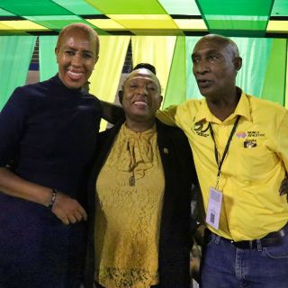 2 Ministers and the JAAA President